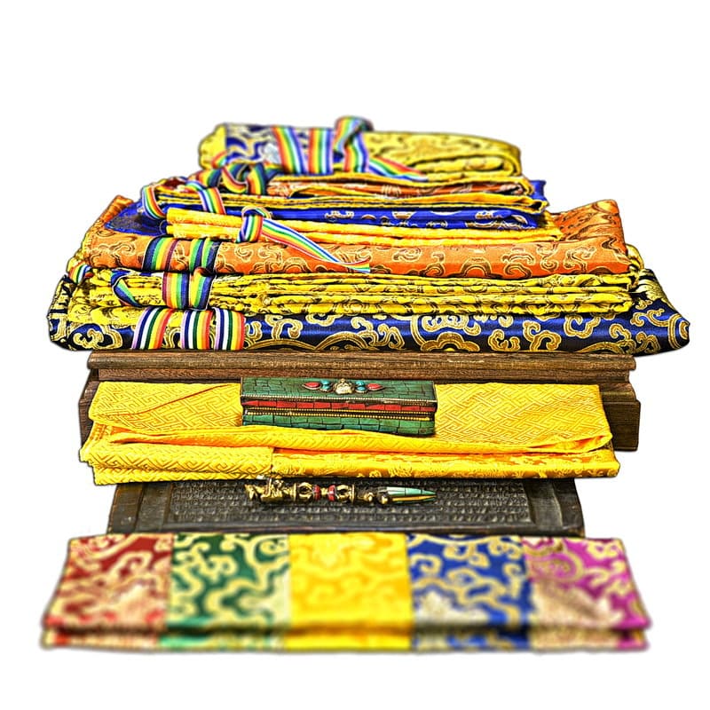 90*90 Extra Large Sutra Covering Cloth Tibetan Sutra Cover for Manza Cloth Yellow Sutra Copying Cloth Large Buddha Cloth Red Cloth Large Buddha Cloth
