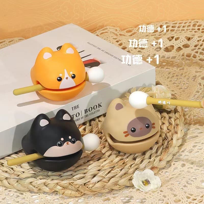 Decompression-relieving wooden fish, a cute and therapeutic wooden toy for calming emotions.