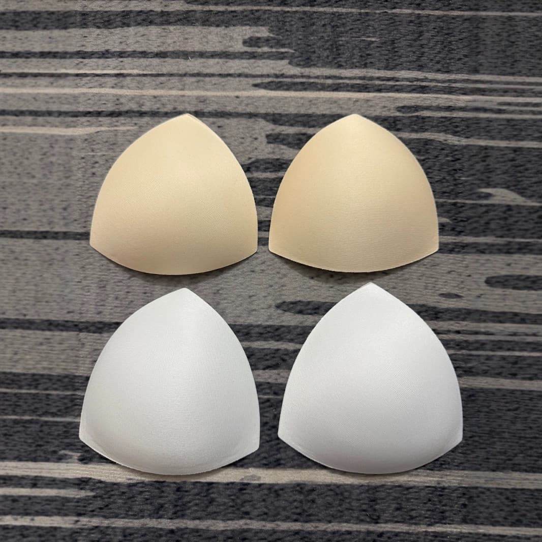 Triangle cup bra pads, disposable underwear, bikini swimsuit accessories, bra pads, sponge bra pads, cup manufacturers wholesale.