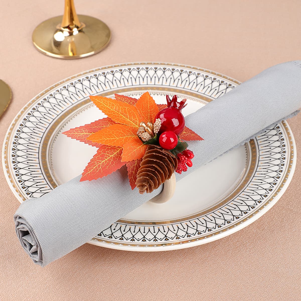 Creative Maple Leaf Napkin Rings Hotel Table Setting Thanksgiving Harvest Festival Tableware Decoration Napkin Buckle New Tissue Ring