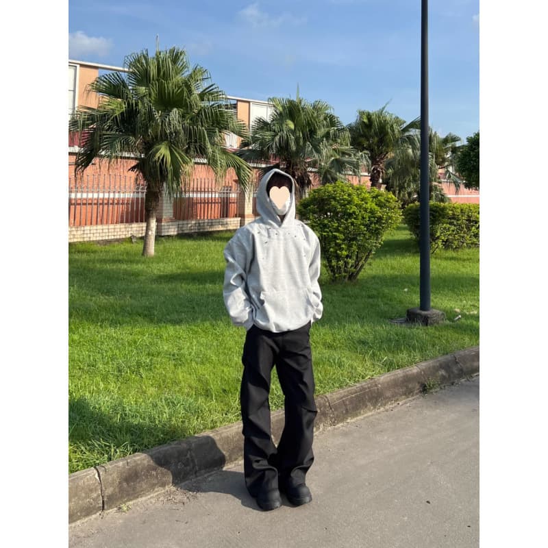 American Street Style Metal Rivet Spine Hoodie for Men, Korean-Inspired Early Autumn Design, Structured Shoulder Pullover