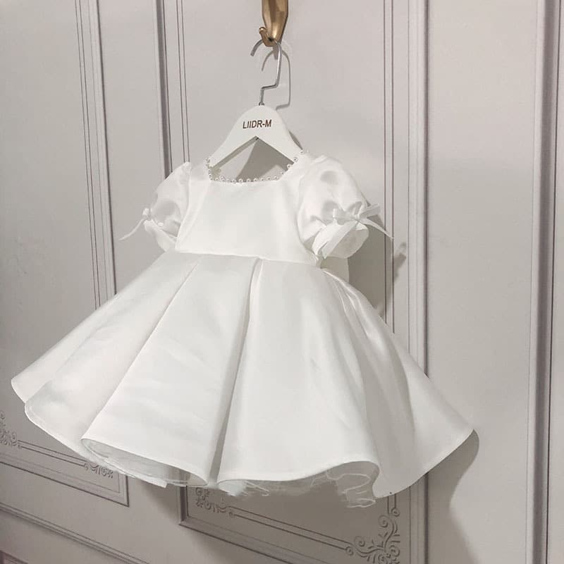 Girls dress 2026 new baby princess dress birthday palace first year host foreign style catwalk tutu skirt