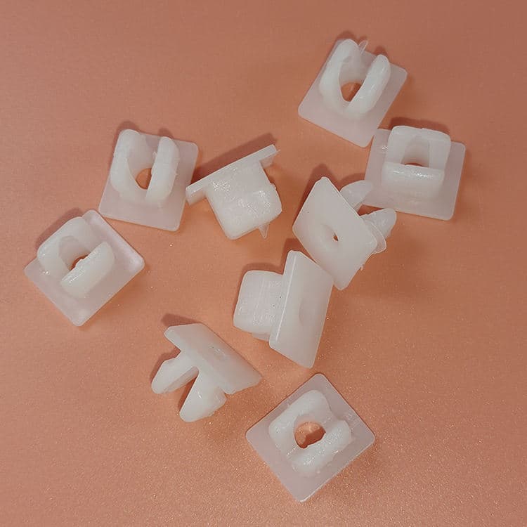 Car License Plate Door Panel Bumper Armrest Plastic Clip Screw Base Fog Light Clip 90189-05058