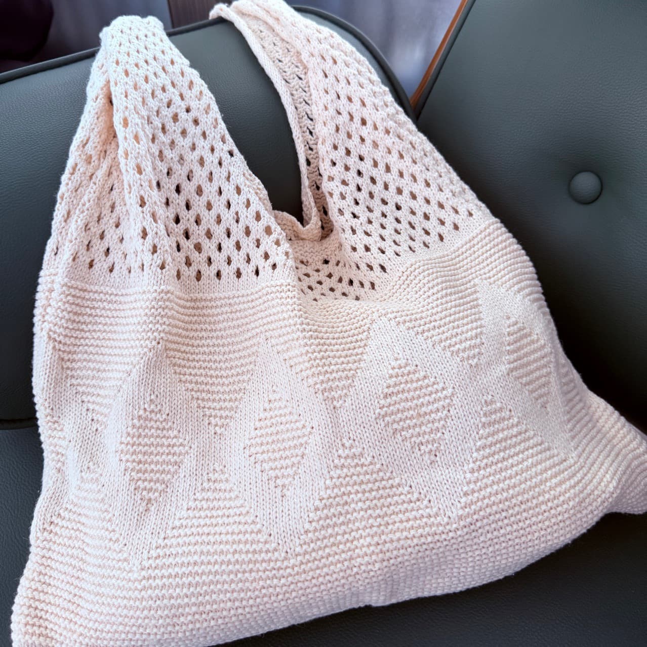 Knitted Bag Women's Shoulder Bag Artistic Tote Bag Cloth Bag Casual Underarm Bag Handheld Hollow Woven Bag Spring Style