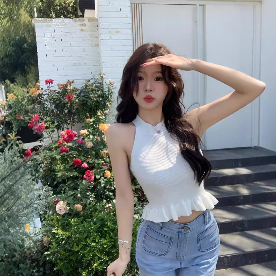 Hot Girl Sling Round Neck Shoulder Vest Summer New Slimming Ruffled Short All-match Solid Color Sleeveless Top for Women