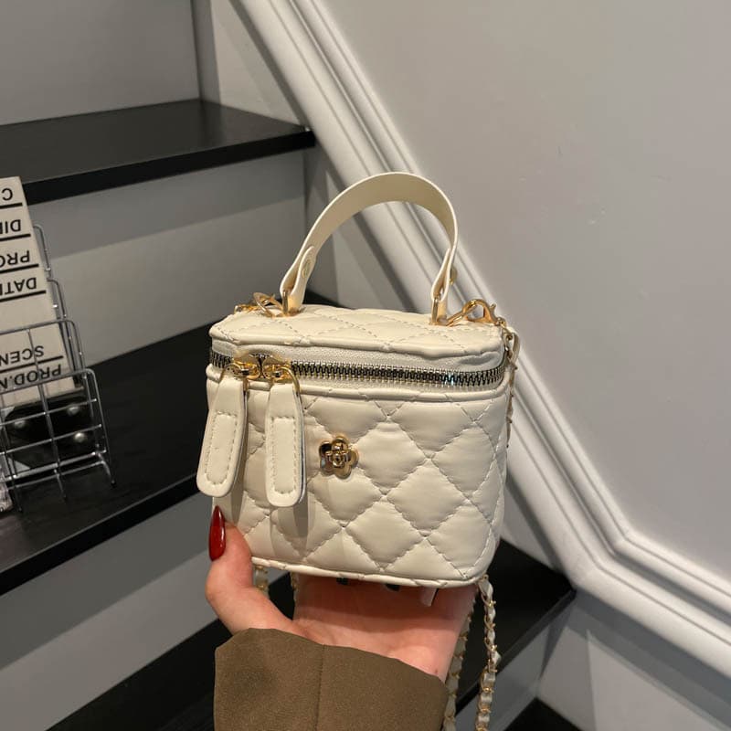 Shoulder Bag Small Fragrance Style Diamond Quilted Chain Mini Handbag Simple Vintage Niche Commuter Decorative Lipstick Crossbody Bag