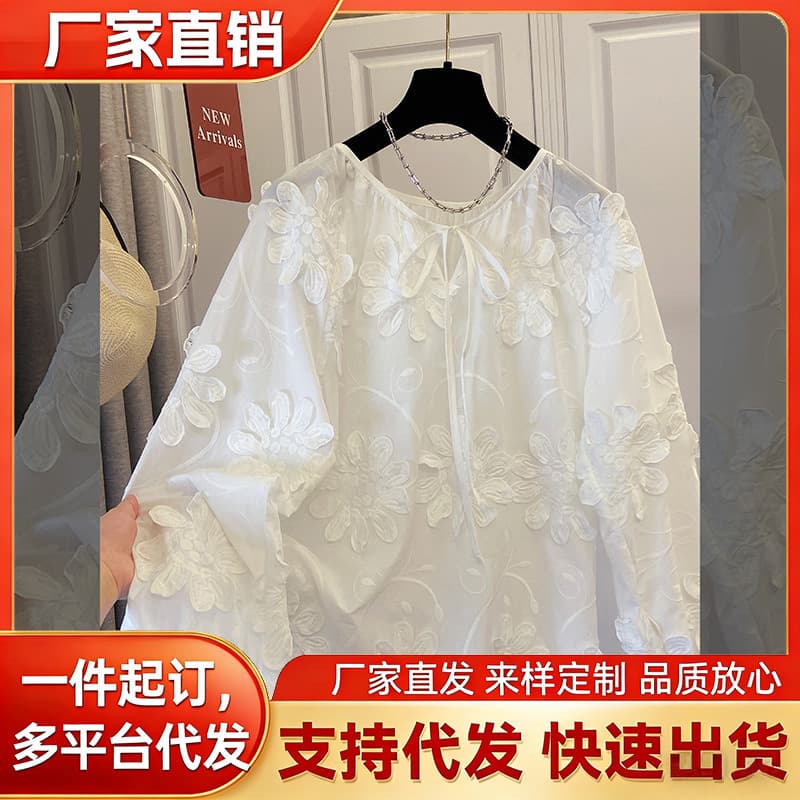 Early spring new design sense of age-reducing three-dimensional flower long-sleeved shirt tops for women fat girls large size loose shirt trendy