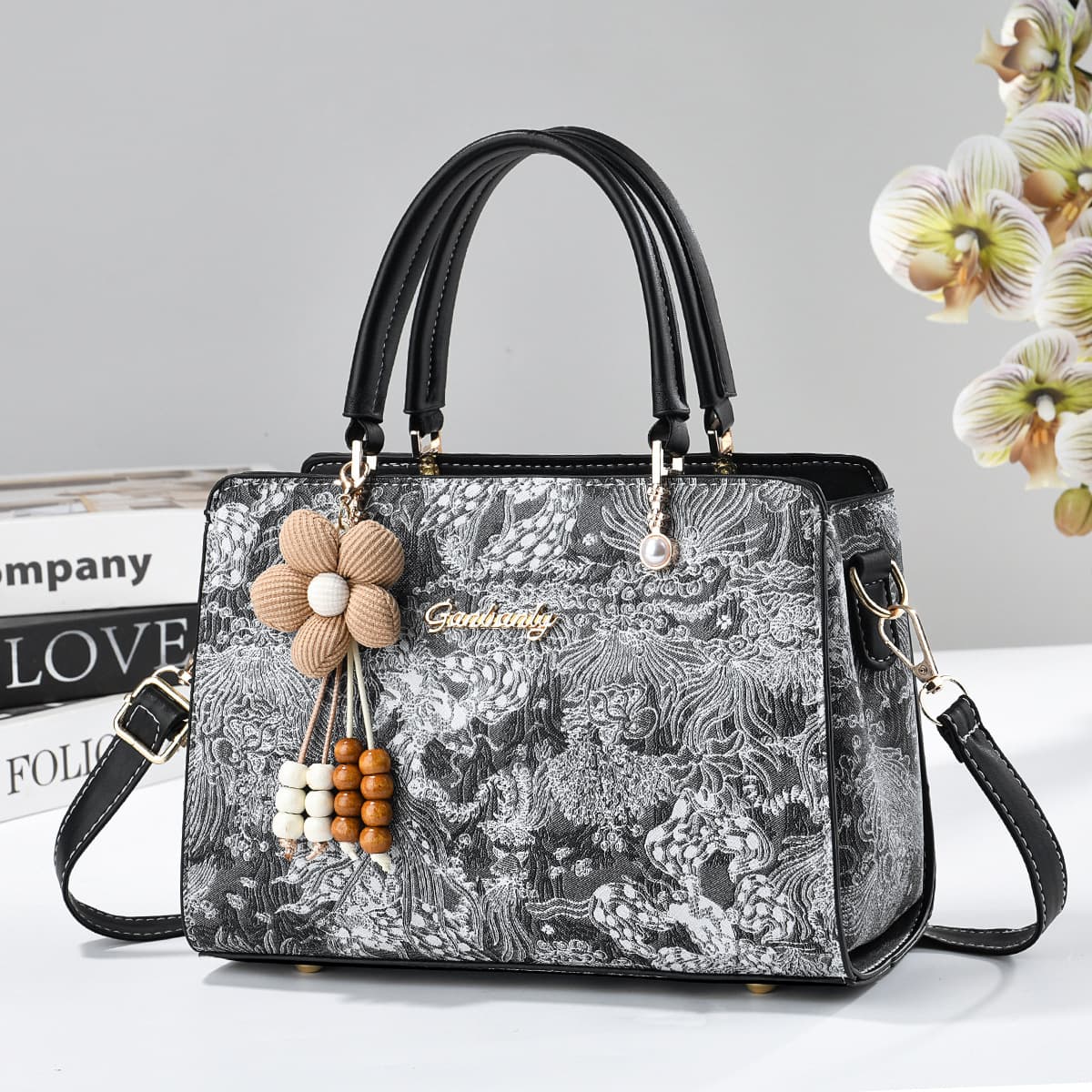 Women's Bag 2026 New Light Luxury Print Fashion Versatile Shoulder Crossbody Simple Stylish Women's Large Tote Handbag