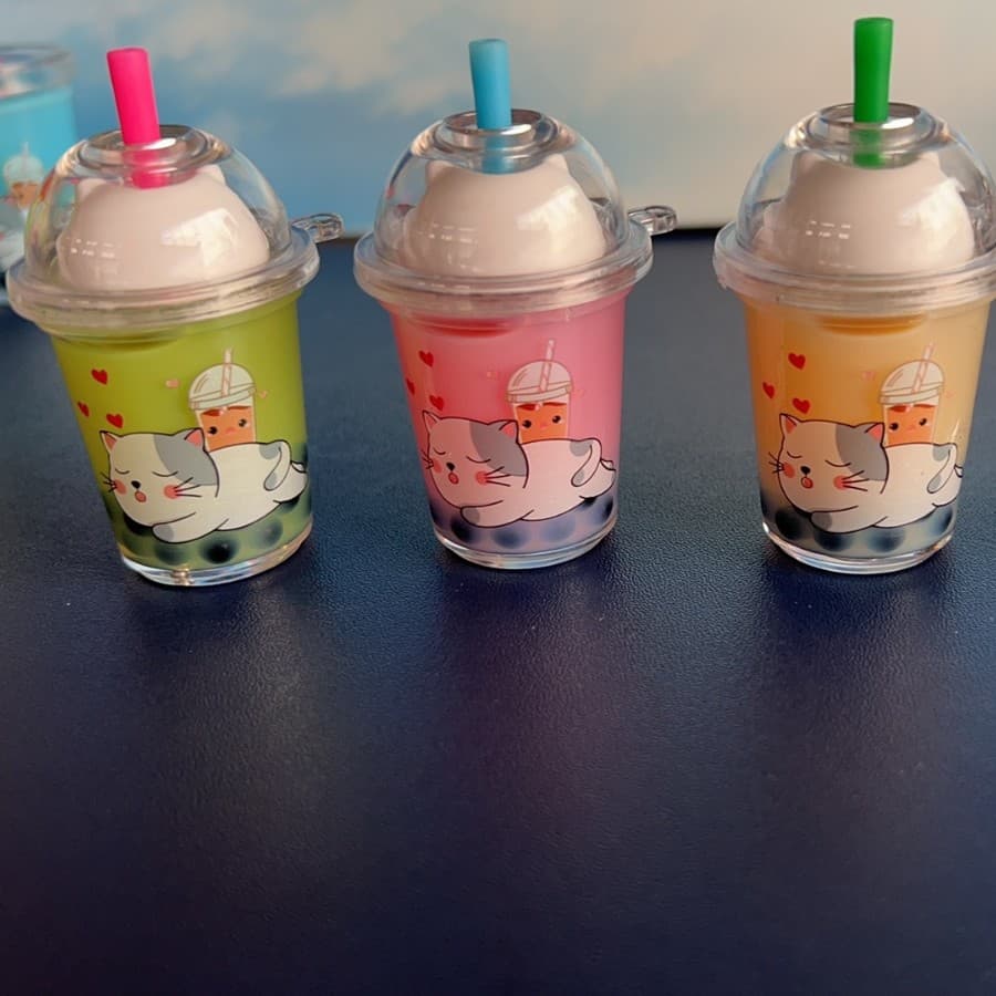 Wholesale milk tea cup pendants, wholesale cat milk tea cup pendants