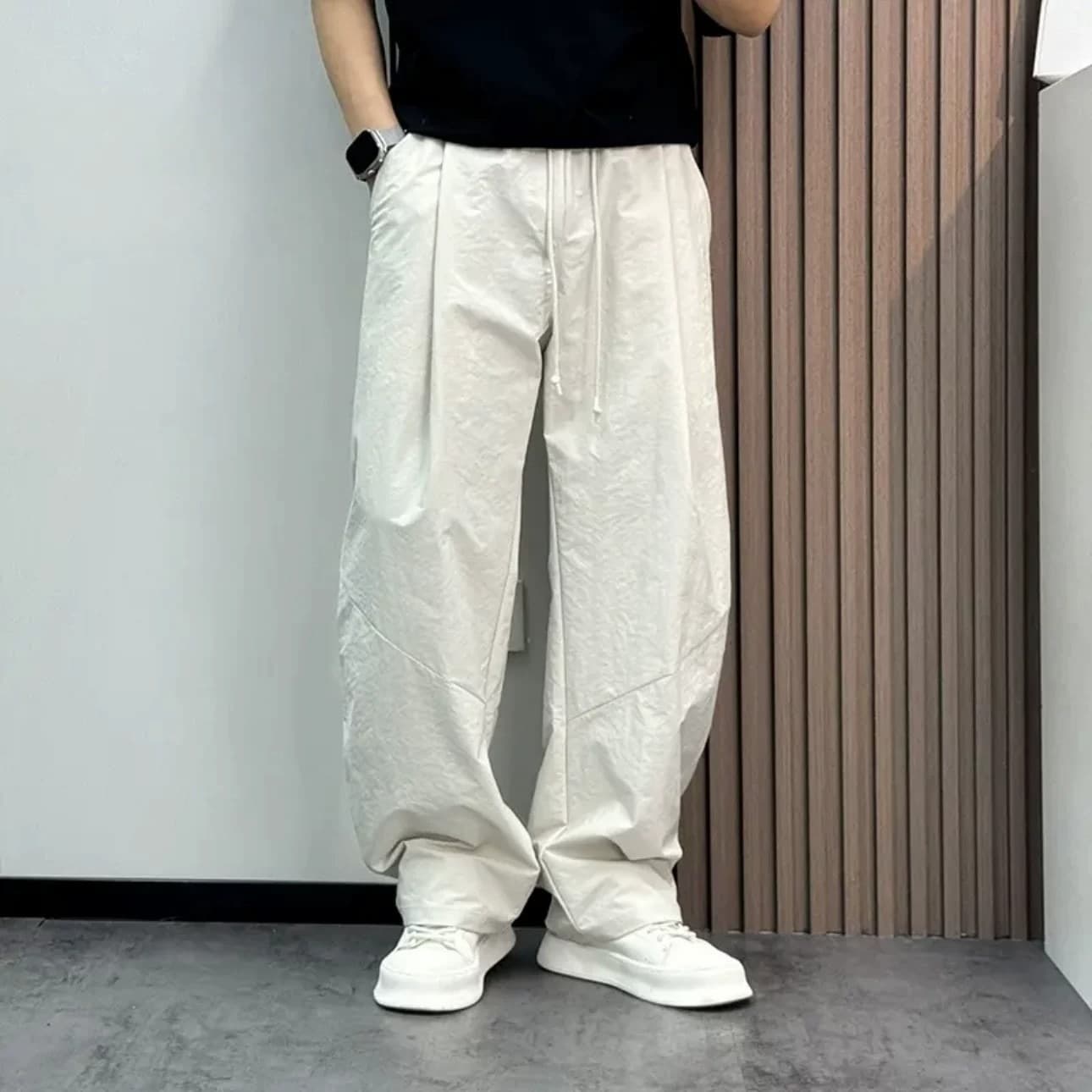 Beige Diagonal Pleated Quick-Dry Pants for Men, Summer Thin Casual Long Pants, High-Street Cargo Pants, Trendy Micro-Flared Pants