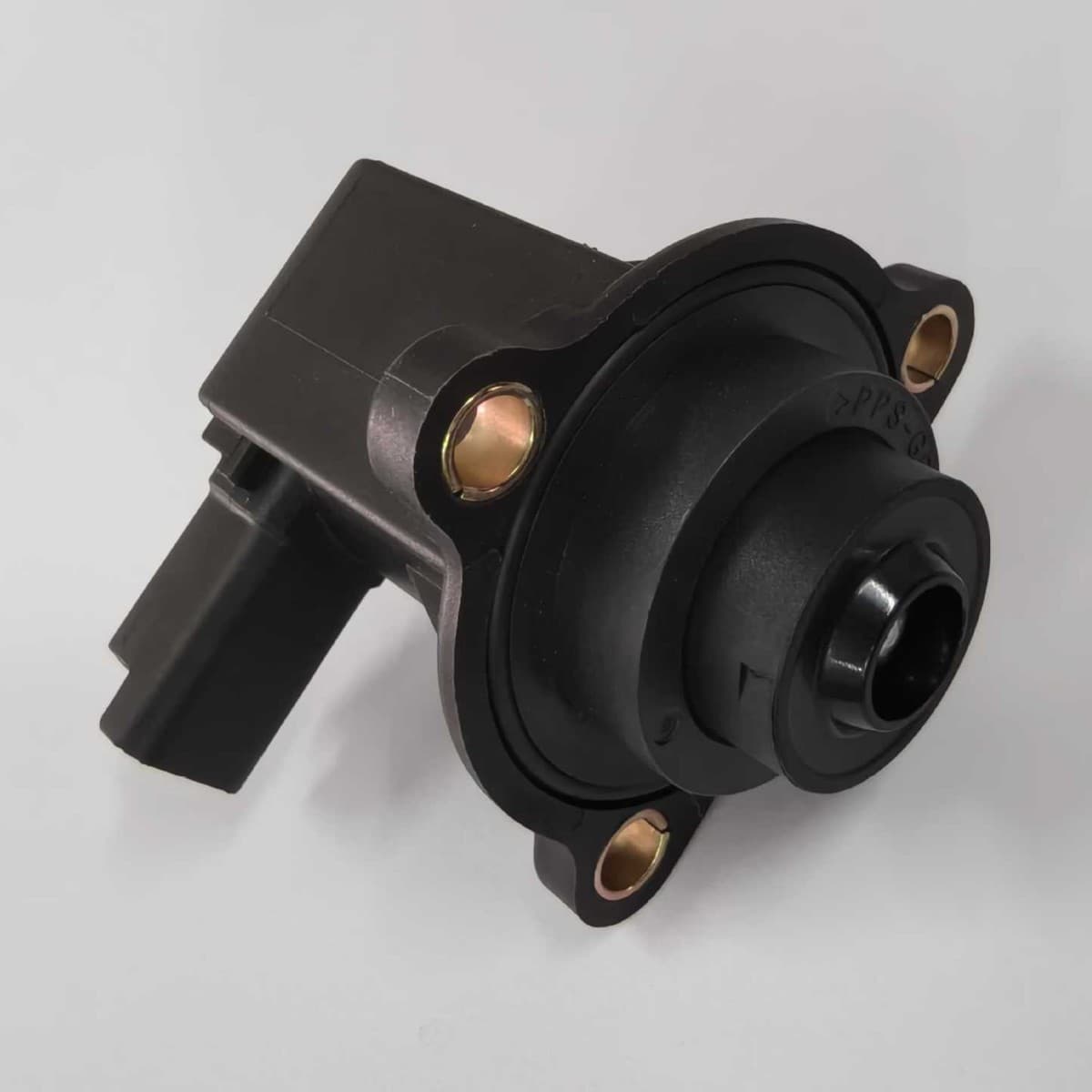59001107347 Boost Pressure Solenoid Valve 13137871 3.037.130