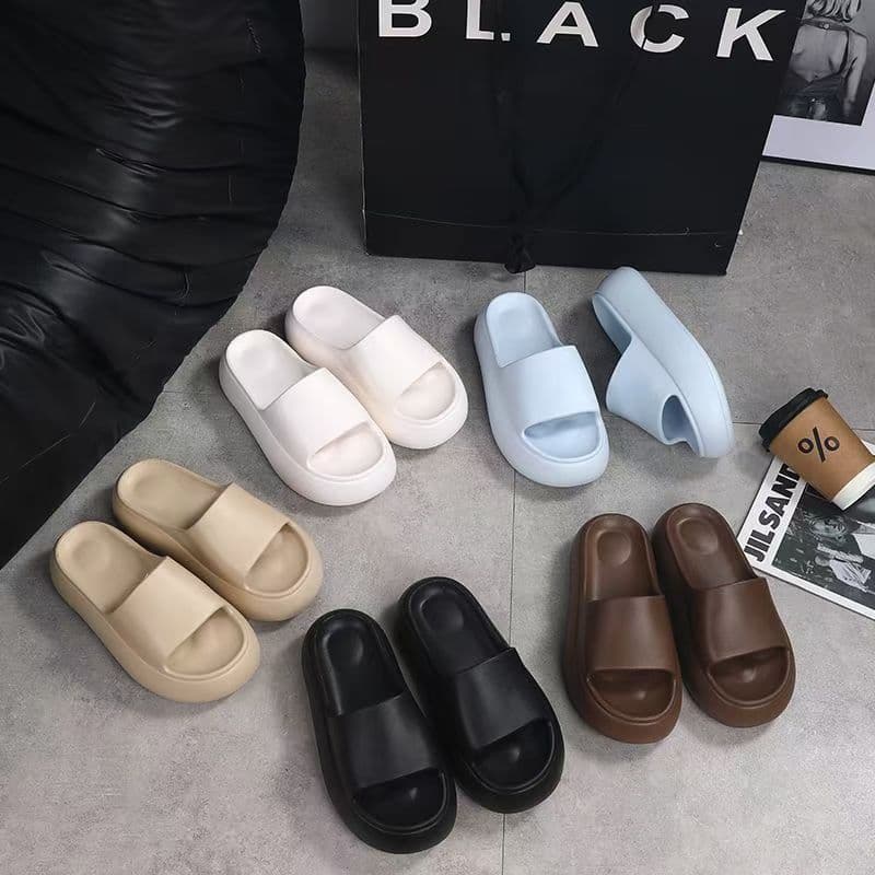 New EVA Cartoon Thick Sole Platform Women's Slippers Simple Anti-Slip Soft Sole Indoor Outdoor Sandals Wholesale