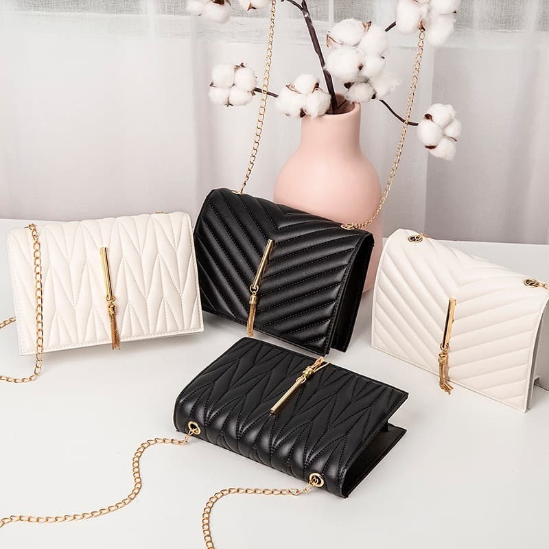Tassel Square Crossbody Bag, Women's Bag Wholesale 2023, Embroidered Chain Bag, Diamond Quilted Shoulder Bag