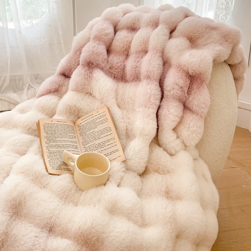 Luxurious Rabbit Fur Velvet Blanket Long Hair Office Nap Sofa Cover Lightweight Summer Autumn Spring Season Pure Color Polyester Fiber