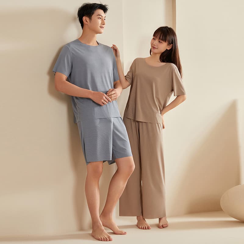 Couple Pajamas Summer Thin Ice Silk Sleep Pants New Spring Summer Short Sleeve Seamless Round Neck Plus Size Homewear Set