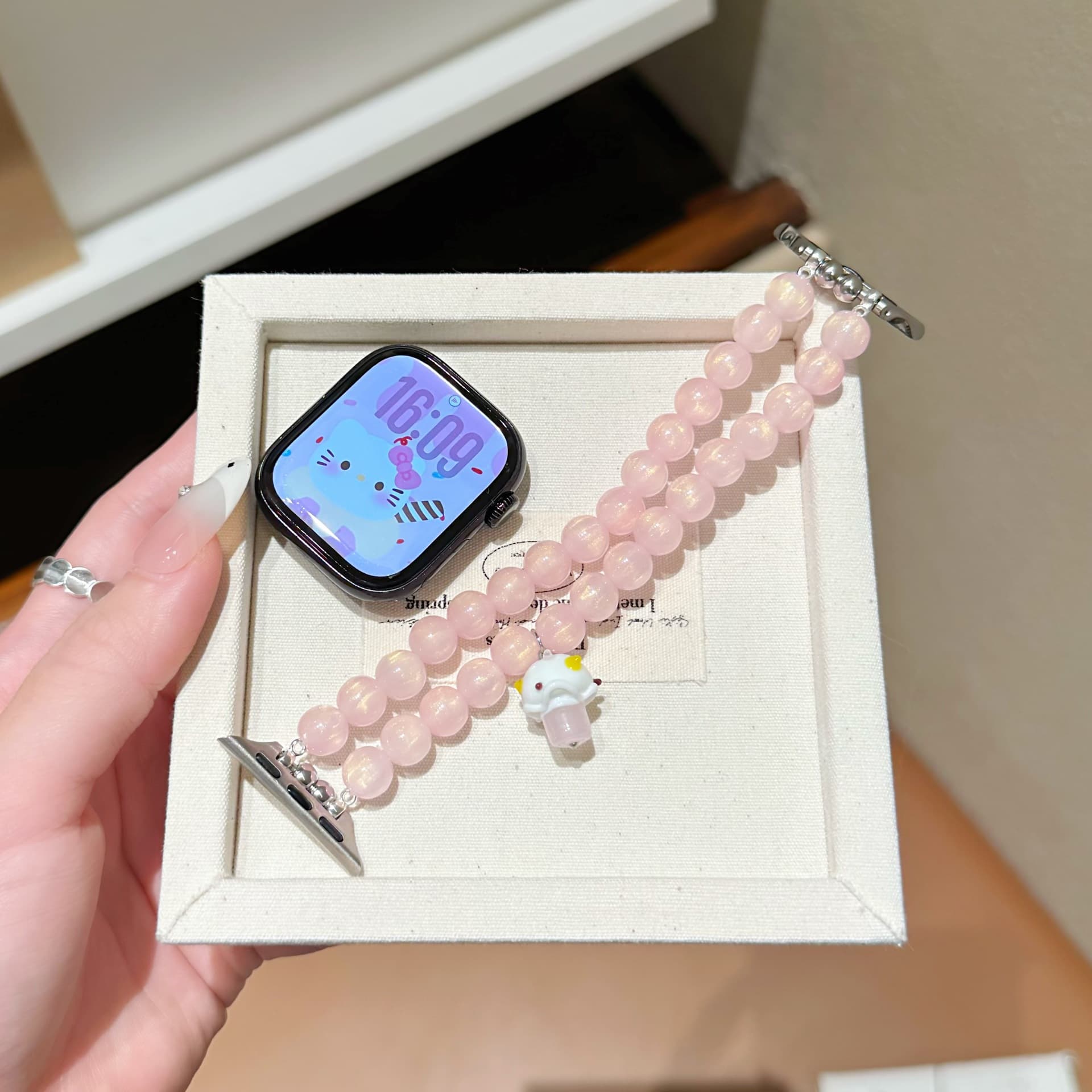 Pink cake pendant watch strap suitable for Apple iwatch23456789S10 watch wristband apple watch strap
