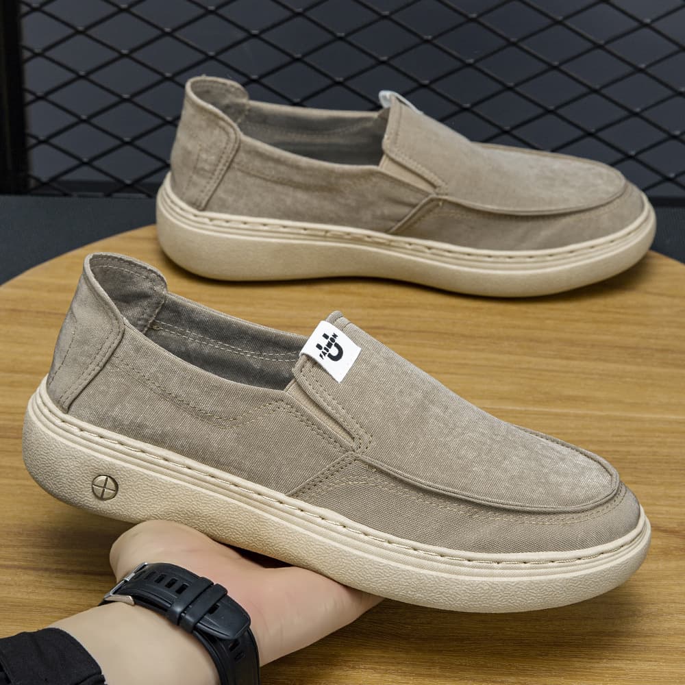 Men's Cloth Shoes 2026 New Summer Slip-On Loafers Simple Lightweight Casual Shoes Soft Sole Ice Silk Cloth Shoes for Men