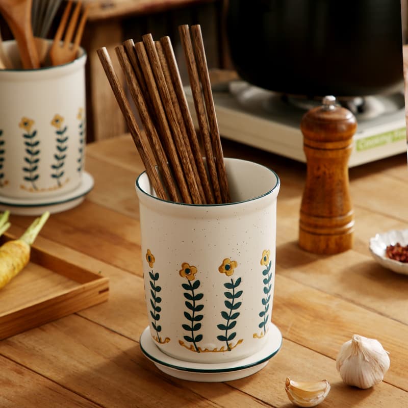 Japanese Retro Style Large Ceramic Chopstick Holder Household Chopstick Container with Drainage Function