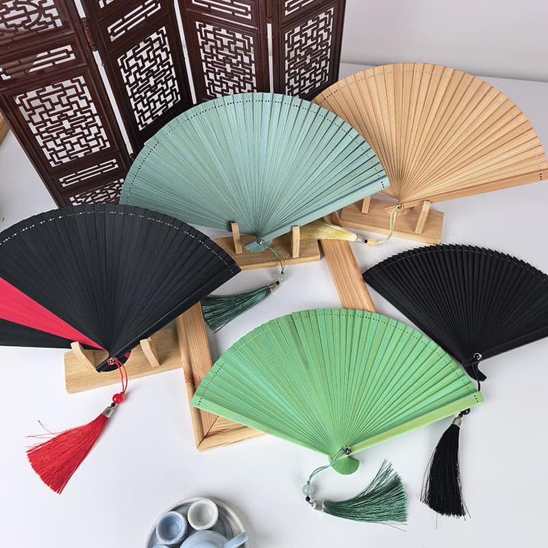 All-Bamboo Folding Fan for Hanfu Dance, Summer Catwalk, Easy Open and Close, Exquisite Gift Fan, Solid and Two-Tone Colors, Classic Folding Fan