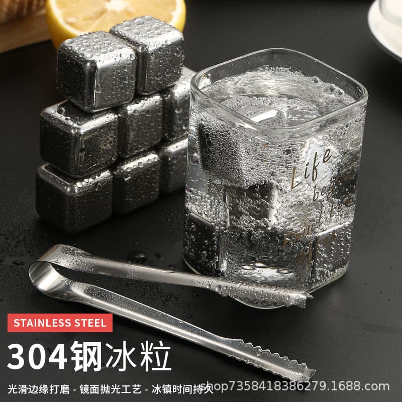 Food-grade 304 stainless steel ice cubes, whiskey ice stones, ice granule molds, bar quick-freezing metal ice stones.