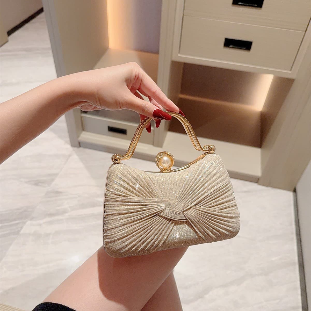 2025 New Shiny Luxury Rhinestone Evening Bag Fashion Handbag Dress Bag Minimalist Banquet Bag Party Clutch