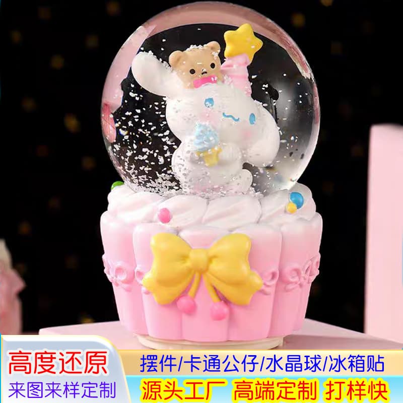 Crystal Ball Customized Anime Cute Bear Resin Small Ornaments Gift Rotating Water Ball Desktop Decoration Statue Ornaments