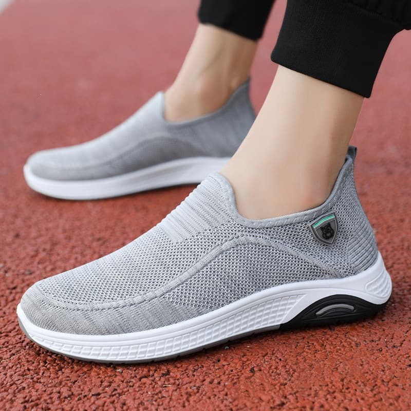 Men's Spring/Summer New Casual Shoes, Simple Sports Shoes, Comfortable Non-Slip, Breathable Mesh, Slip-On Cloth Shoes