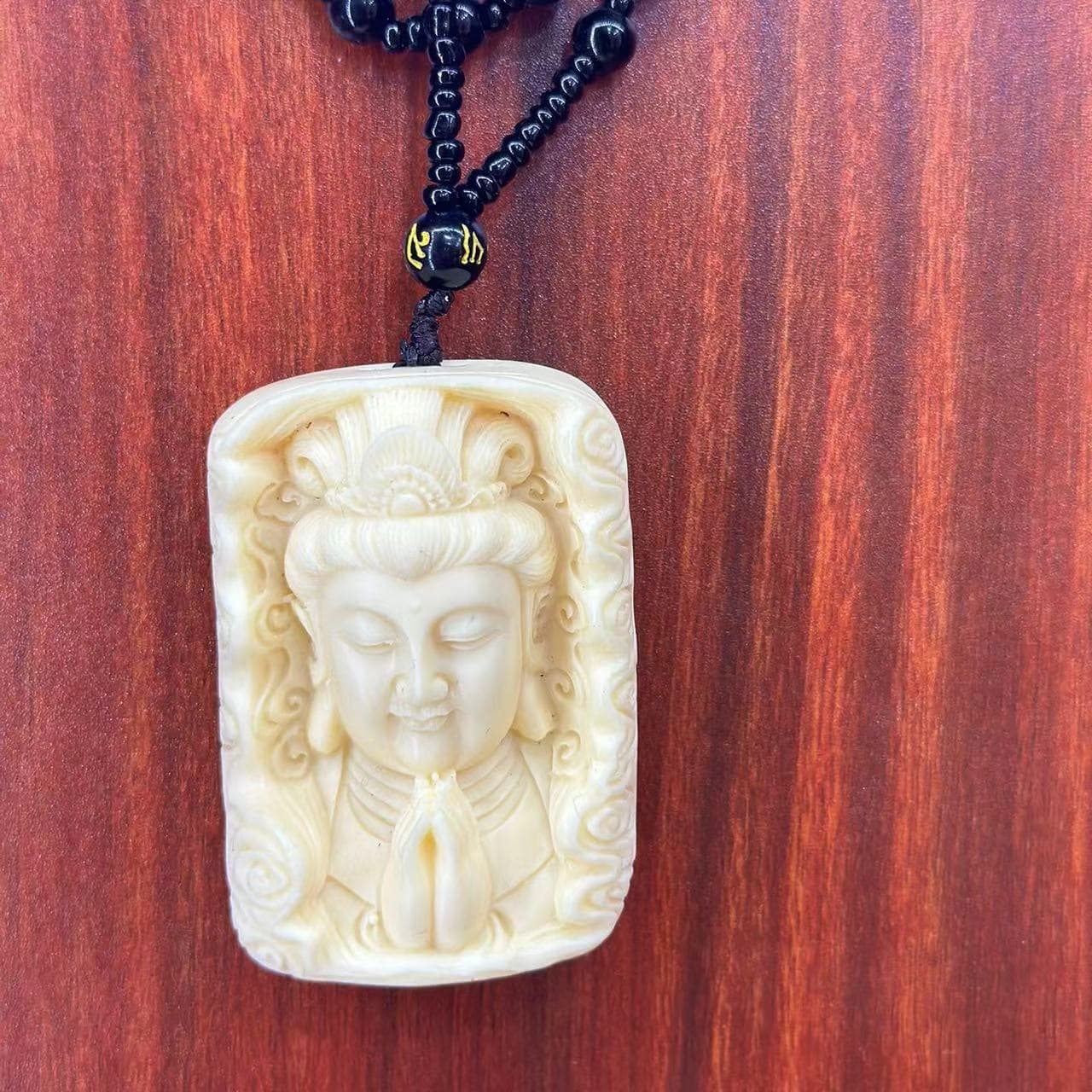 Ivory Nut Carved Vairocana Crescent Dragon Guanyin Bodhisattva Dragon Brand 461 Pendant Car Hanging Ornament Wholesale