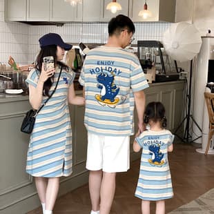 Trendy Summer Matching Family Outfits for 3, Korean Style Mother and Child Dress, Short Sleeve T-Shirt for Baby and Whole Family