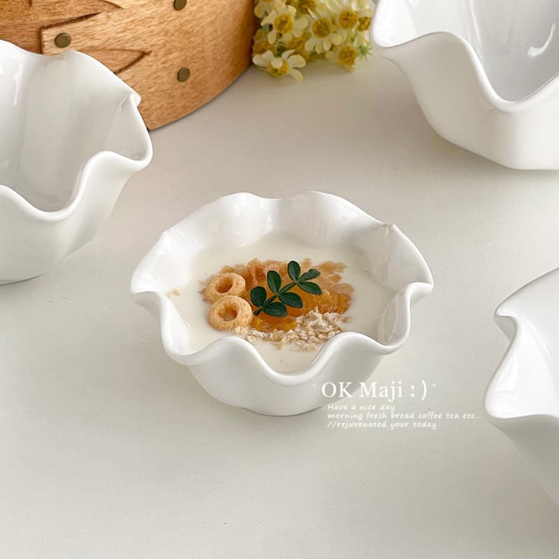 Exquisite Internet celebrity dessert bowl, light luxury and high-end dessert bowl for candy shop, high-looking ceramic ice cream bowl