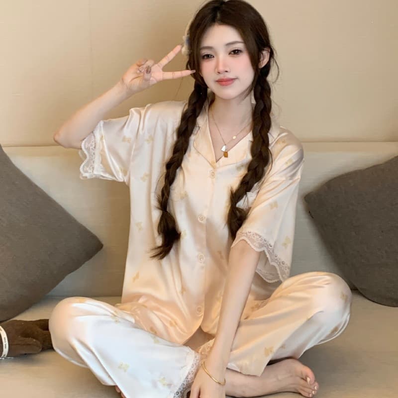 Cartoon bubble bear sweet ice silk pajamas suit lace short-sleeved trousers home clothes for women to wear outside