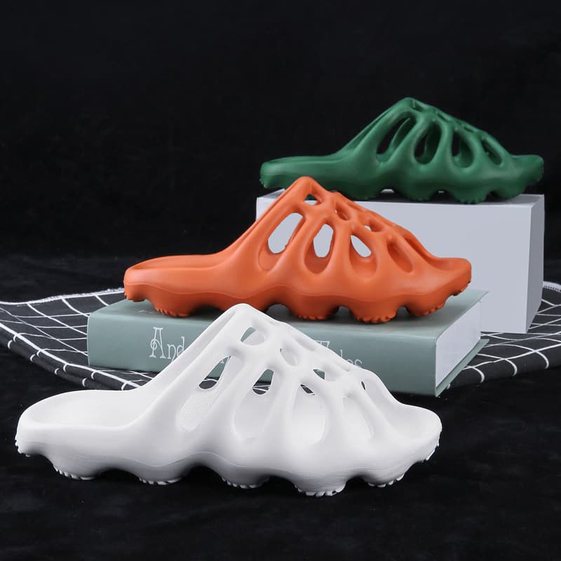 Wholesale Cross-Border Couple Slippers for Women, Summer Fashion Outdoor Non-Slip Thick-Soled Trendy Slippers with a Soft Feel, One-Strap Slippers for Women