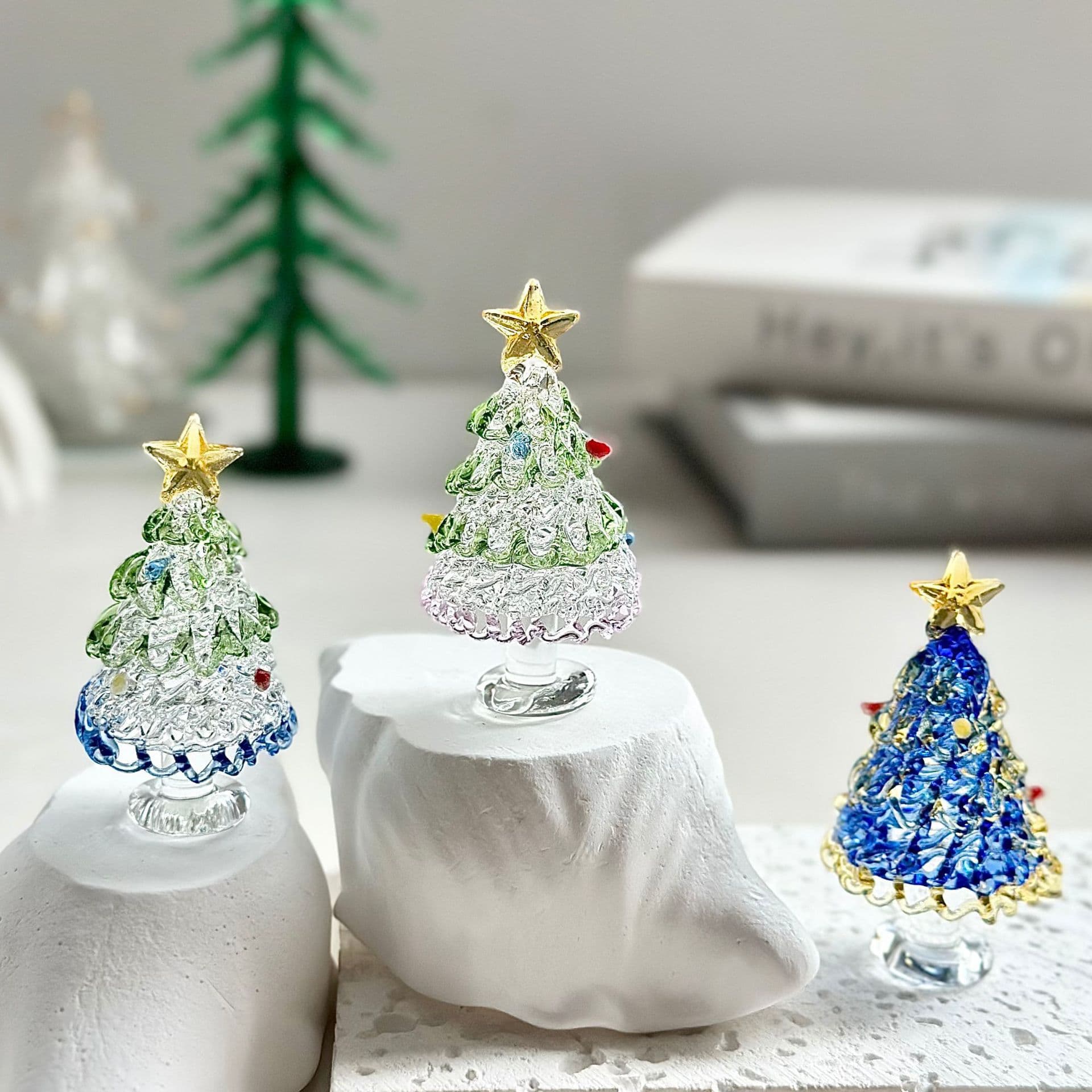 New Zibo Pure Handmade Glazed Creative Ornaments, Christmas Tree Holiday Atmosphere Gift for Study or Desk Display
