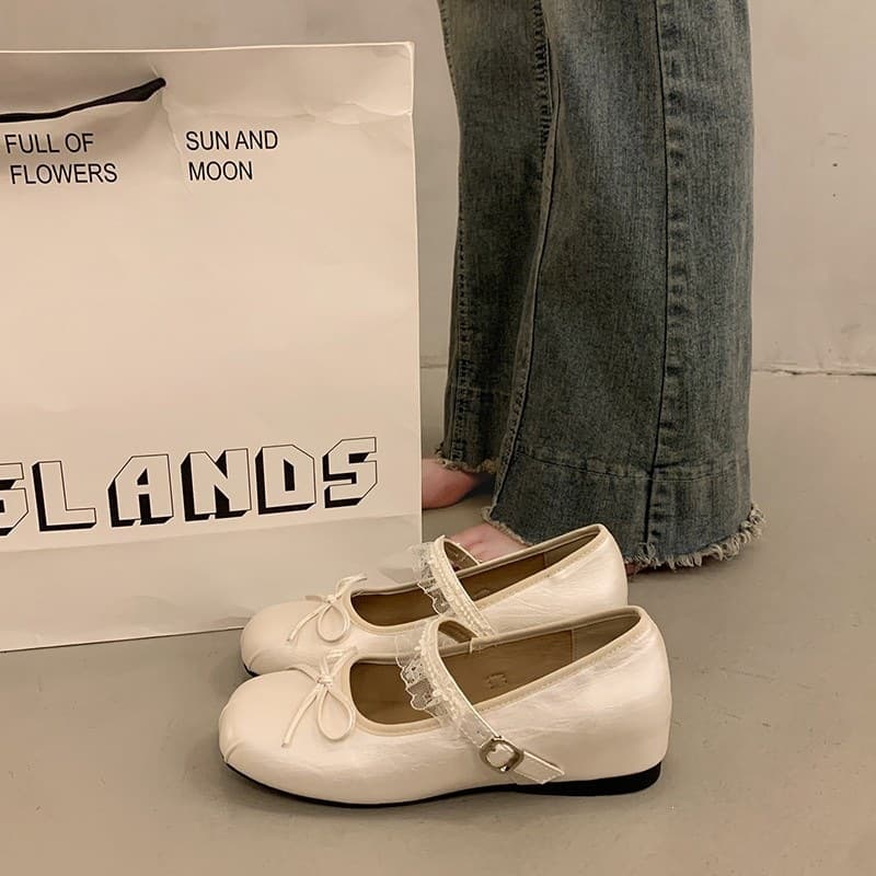 26 Silver Mary Jane Shoes Leather Women's 2026 New Style Summer, One-Strap French Ballet Flats to Match Dresses