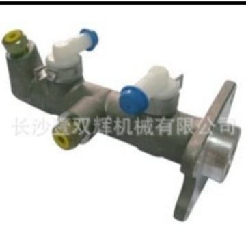 OEM 47201-36390 47201-36392 4720136390 4720136392 Brake Master Cylinder