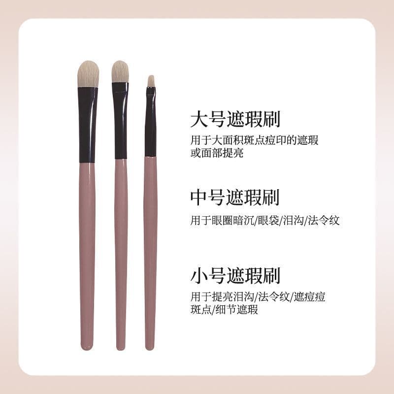 New tongue-shaped concealer brush industry makeup brush fine application brush foundation brush tapered precision concealer beauty tool
