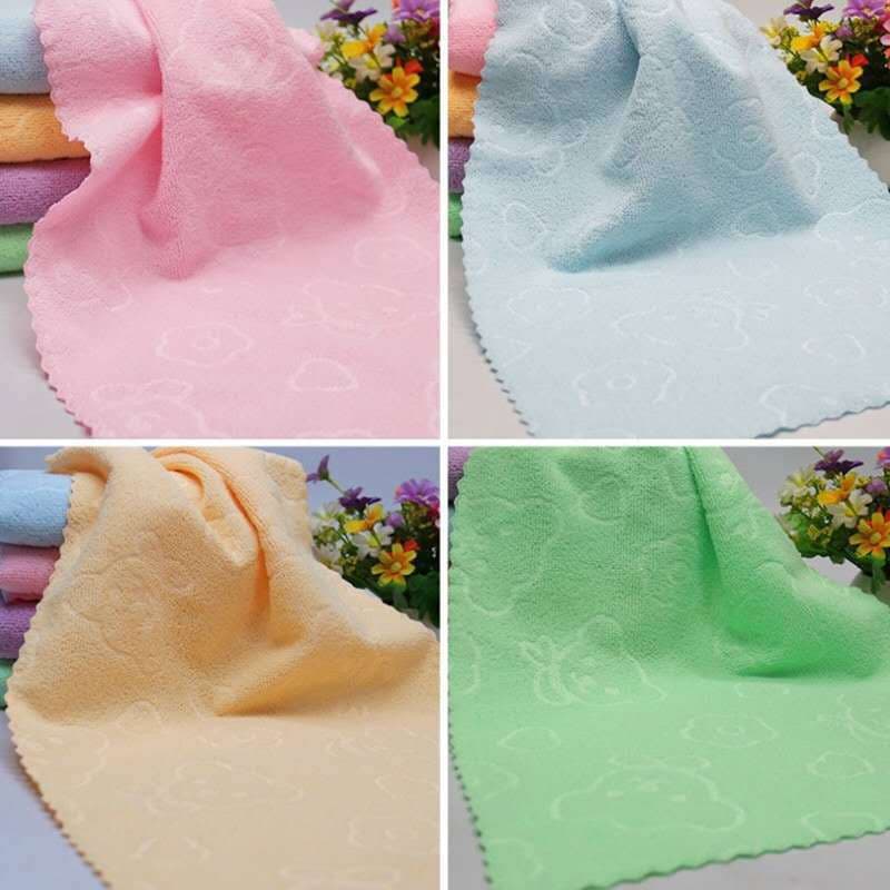Warp-knitted Embossed Bear Towel, Stall Sale Non-elastic Gas Station Gift, Bath Quick-dry Towel with Creative Print