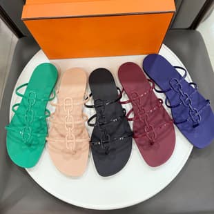 2026 New H Brand Chain Pig Nose Flat Sandals Fashion Outdoor Toe Separator Beach Jelly Women's Shoes