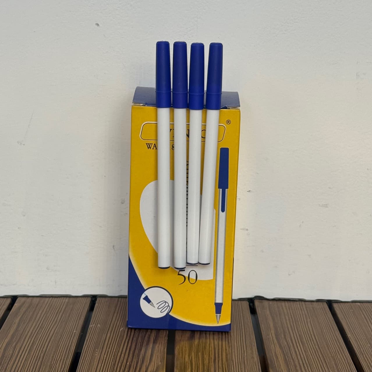 Blue Oil Pen White Barrel Ballpoint Pen Sleeve Insert WENAO Ballpoint Pen Boxed 50pcs Wholesale Manufacturer Student Stationery