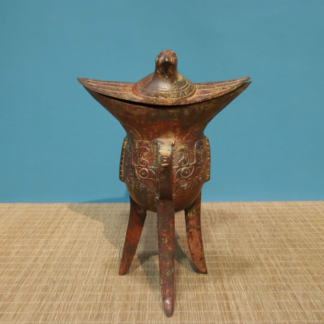 Imitation ancient bronze wine vessel, Chen Zhaoning Jiao drinking vessel, ancient-style drinking cup, decorative craft ornament, Chinese Jue and Jia style