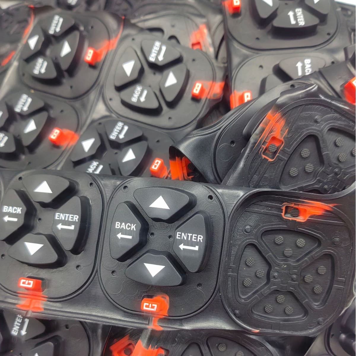 Longgang Silicone Button Manufacturer Directly Supplies Silicone Buttons for Card Swipe Machines, Silicone Buttons for Small Home Appliances, and Silicone Switches