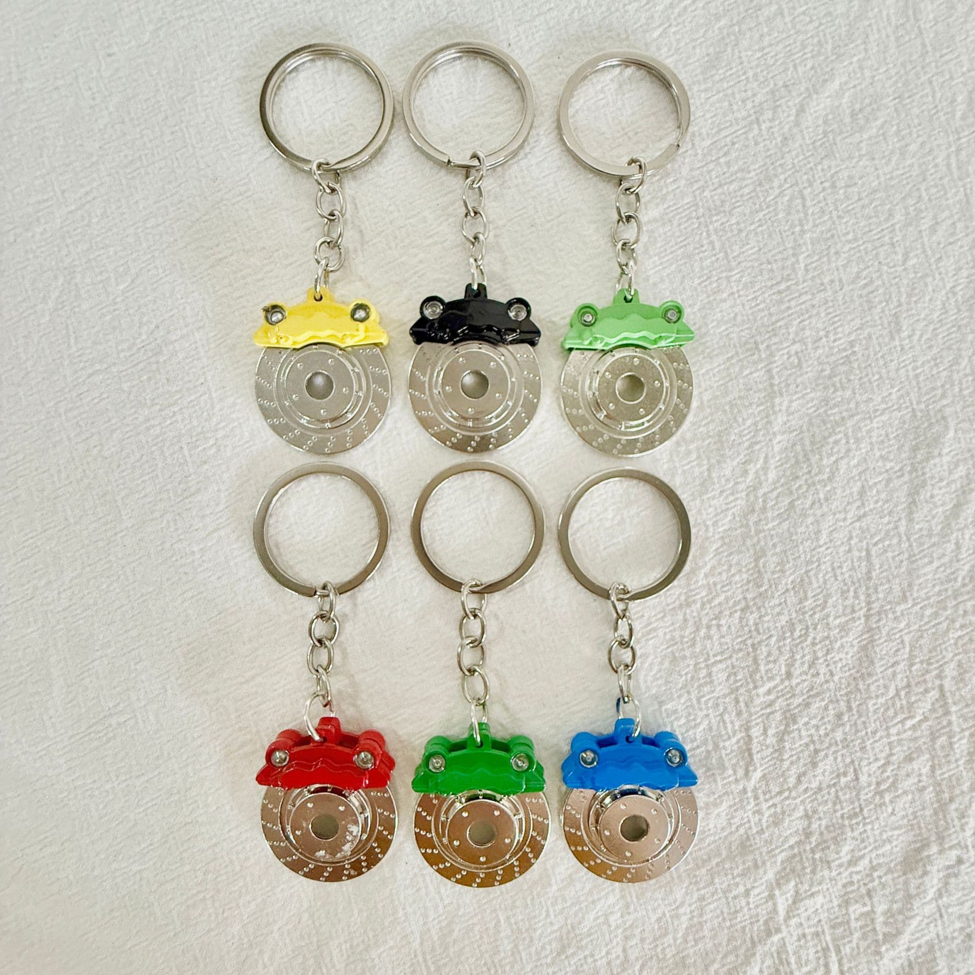 Creative gift brake disc hub caliper metal keychain car modified disc brake waist hanging key ring chain pendant