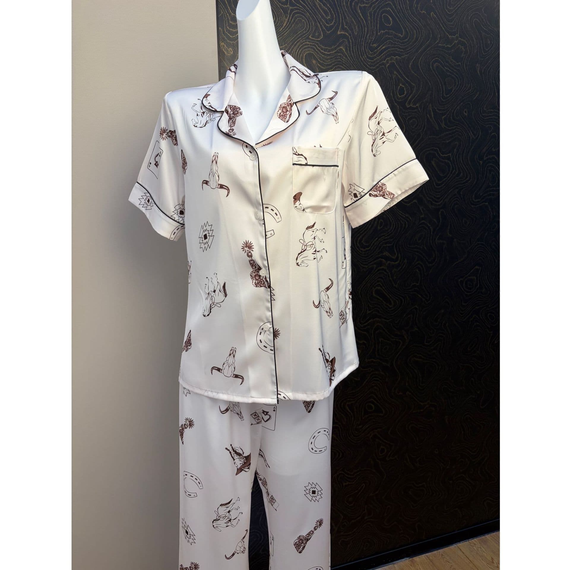 Women's Summer Ice Silk Pajamas Loungewear Factory Thin Bull Poker Light Luxury Ice Silk Pajamas for Women Summer