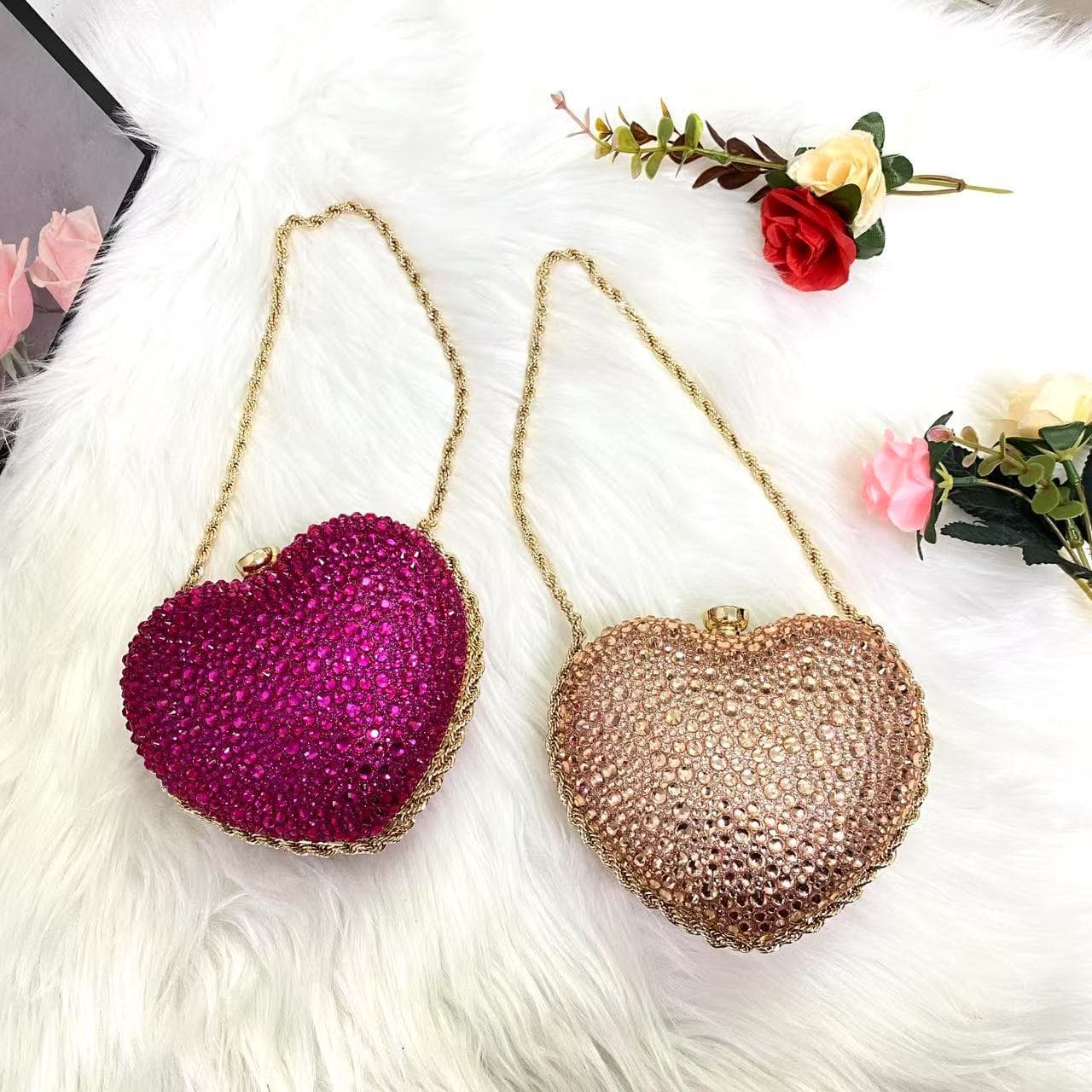 Fashionable Heart Shaped Diamond Embellished Shoulder Crossbody Bag for Women Elegant Evening Bag Wholesale Spring 2025 Style