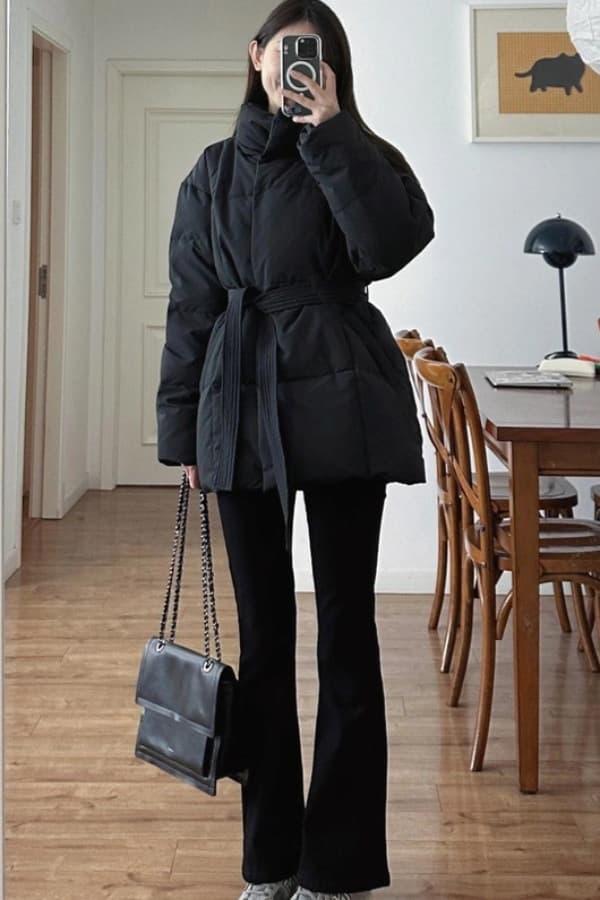 Fitted Down Jacket for Women Short Style 2025 Winter New Thick White Duck Down Petite Slimming Designer Look Coat