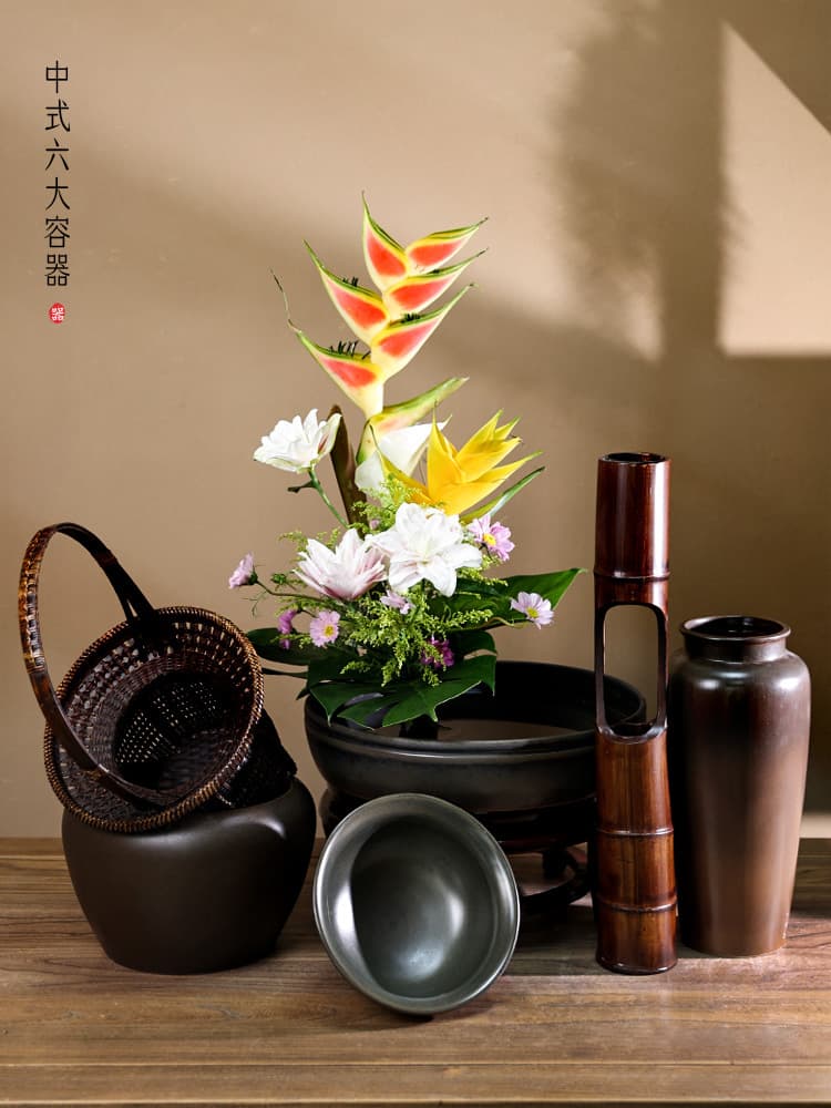 Six Major Chinese Floral Containers: Ceramic Vases, Flower Plates, Bamboo Baskets, Bamboo Tubes, Kenzan Flower Arranging Vessels