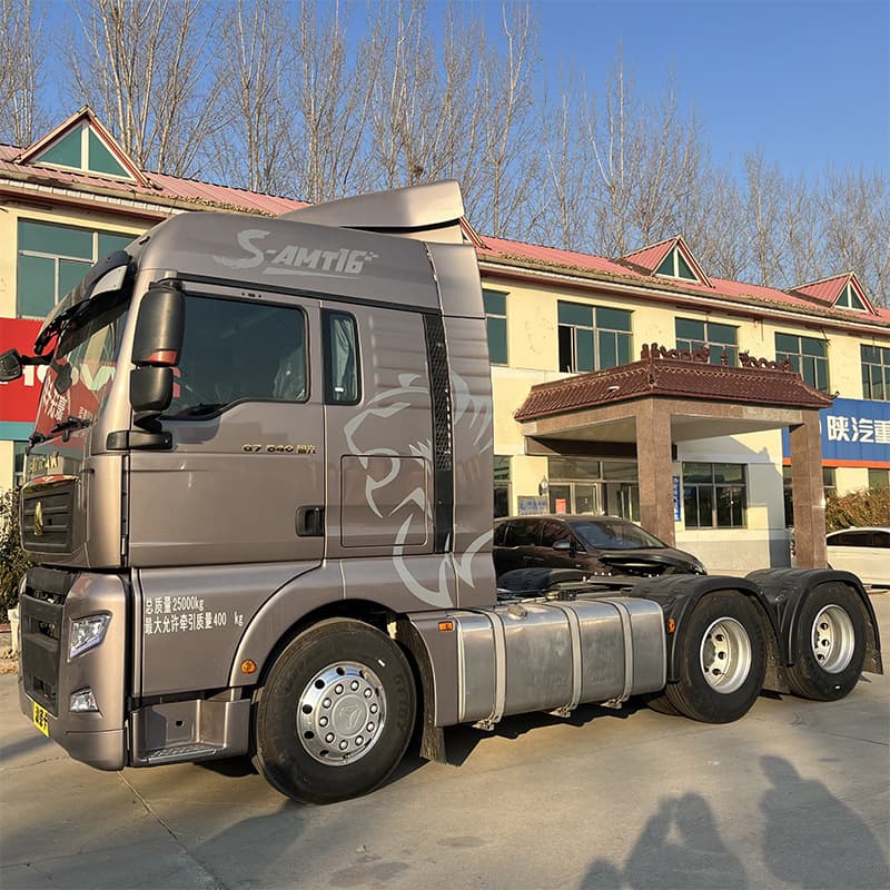 Sale heavy-duty Sinotruk SITRAK tractor, used 10-wheel heavy truck, 420 horsepower cargo transport head