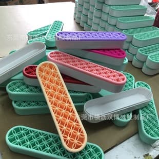 Factory Stock Beauty Tool Silicone Makeup Brush Storage Box Vanity Organizer Holder for Makeup Brushes and Pens