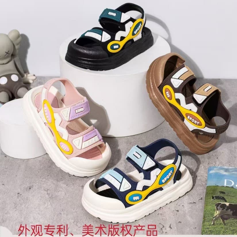 2025 Children's Sandals Summer New PVC Material Kids School Sandals Soft Sole Girls Big Kids Sandals Wholesale