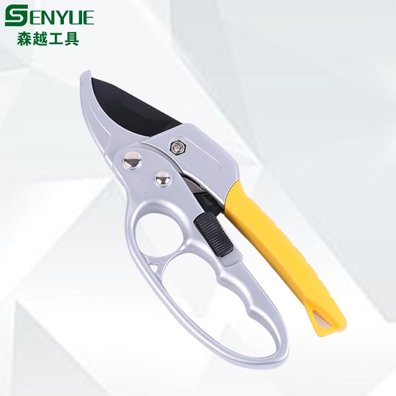 Custom-made segmented, labor-saving, hand-protecting fruit pruning shears, garden shears, stainless steel titanium-plated fruit tree pruning shears